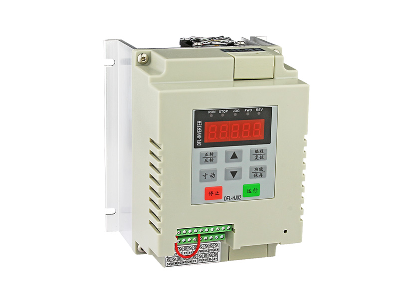 200N單相水泵變頻器，220V供水變頻器，恒壓供水變頻器