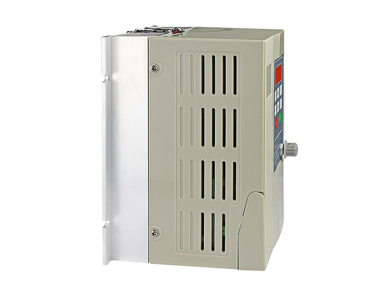 4000H三相水泵變頻器，380V恒壓供水變頻器，變頻恒壓供水，變頻器廠家